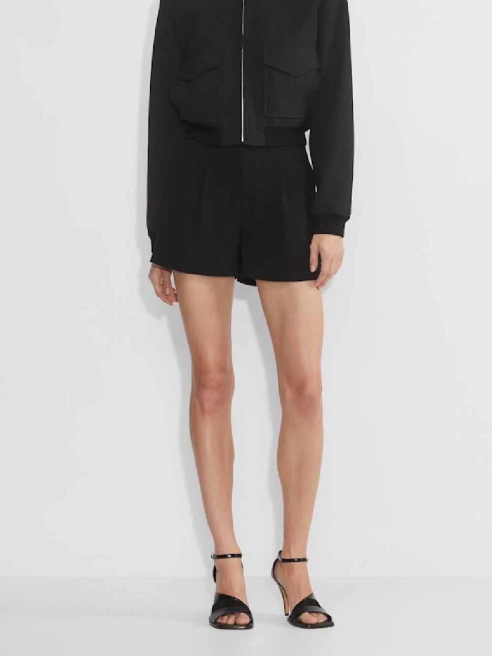 Aritzia Wilfred Classic Black Women's Tailored Shorts